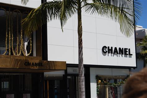 beverly hills Chanel boutique